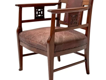 Jac. van den Bosch Arts & Crafts Club Chair for 't Binnenhuis Amsterdam, 1900s